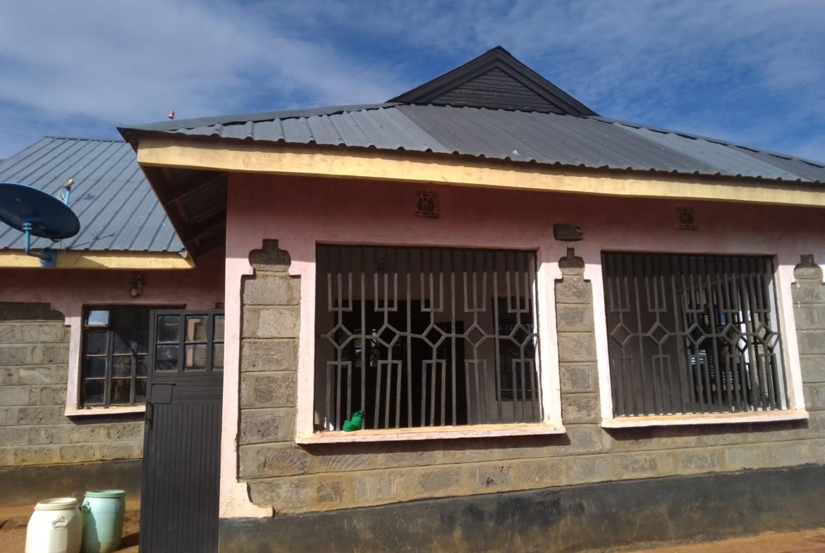 5 bedroom house for sale in Bungoma Chwele area (3)
